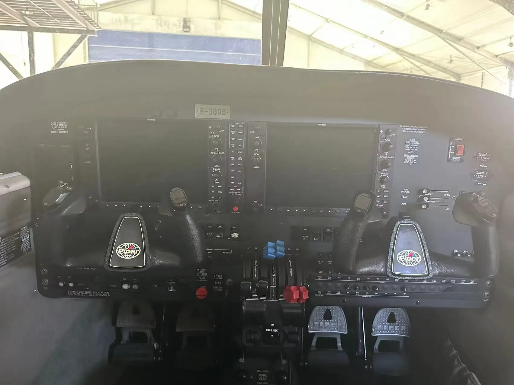 B-1234 - 2013 Piper Seminole