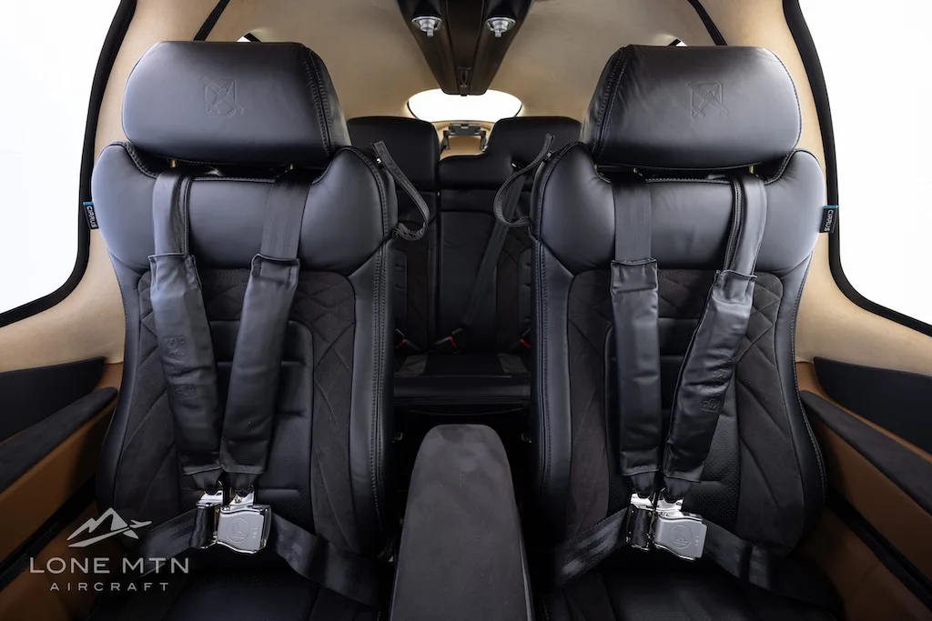 Cabin interior of a 2025 Cirrus SR22T G7.