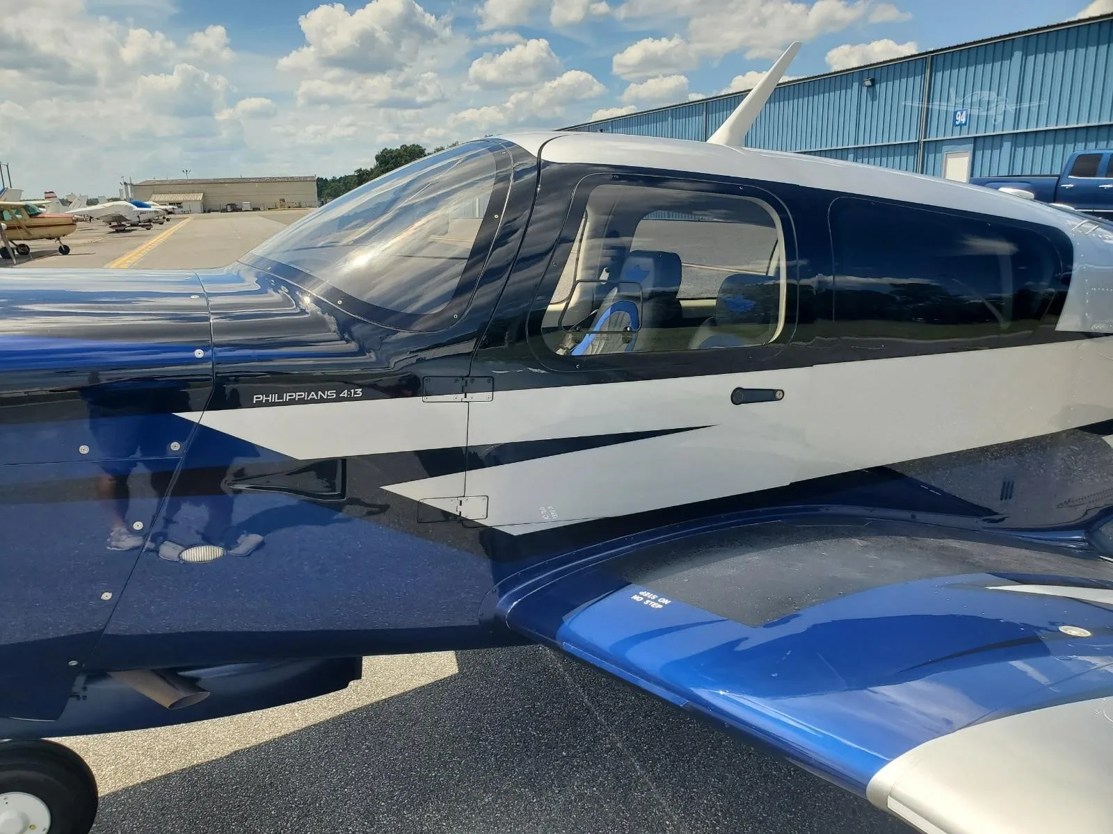 Exterior view of a 2019 MOONEY ACCLAIM ULTRA, N218TA.