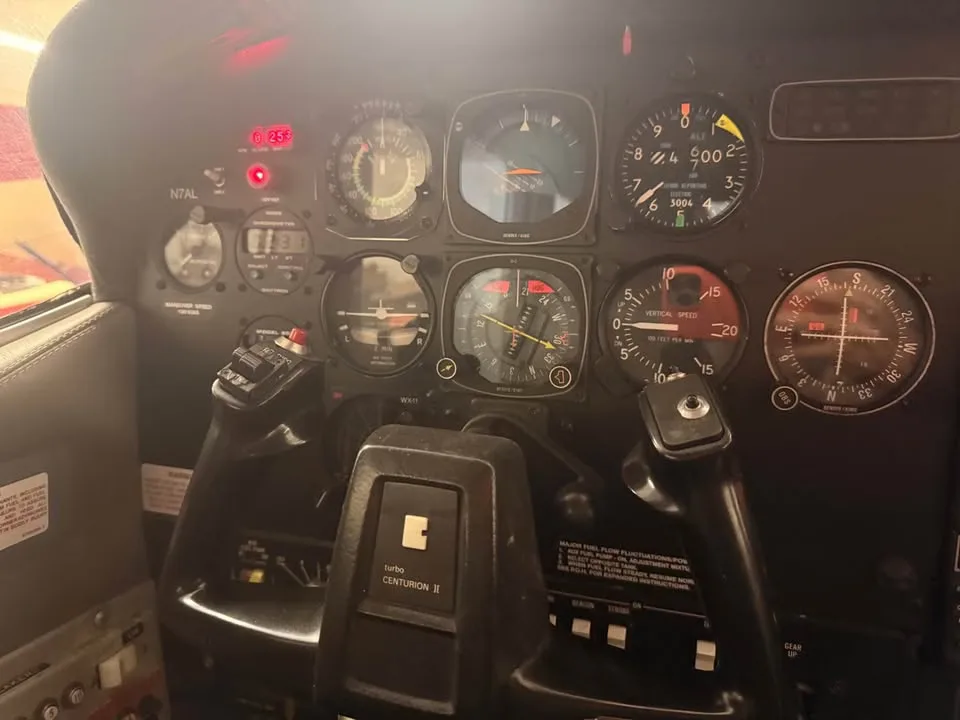 Cockpit and instrument panel of a 1979 Cessna 210N.