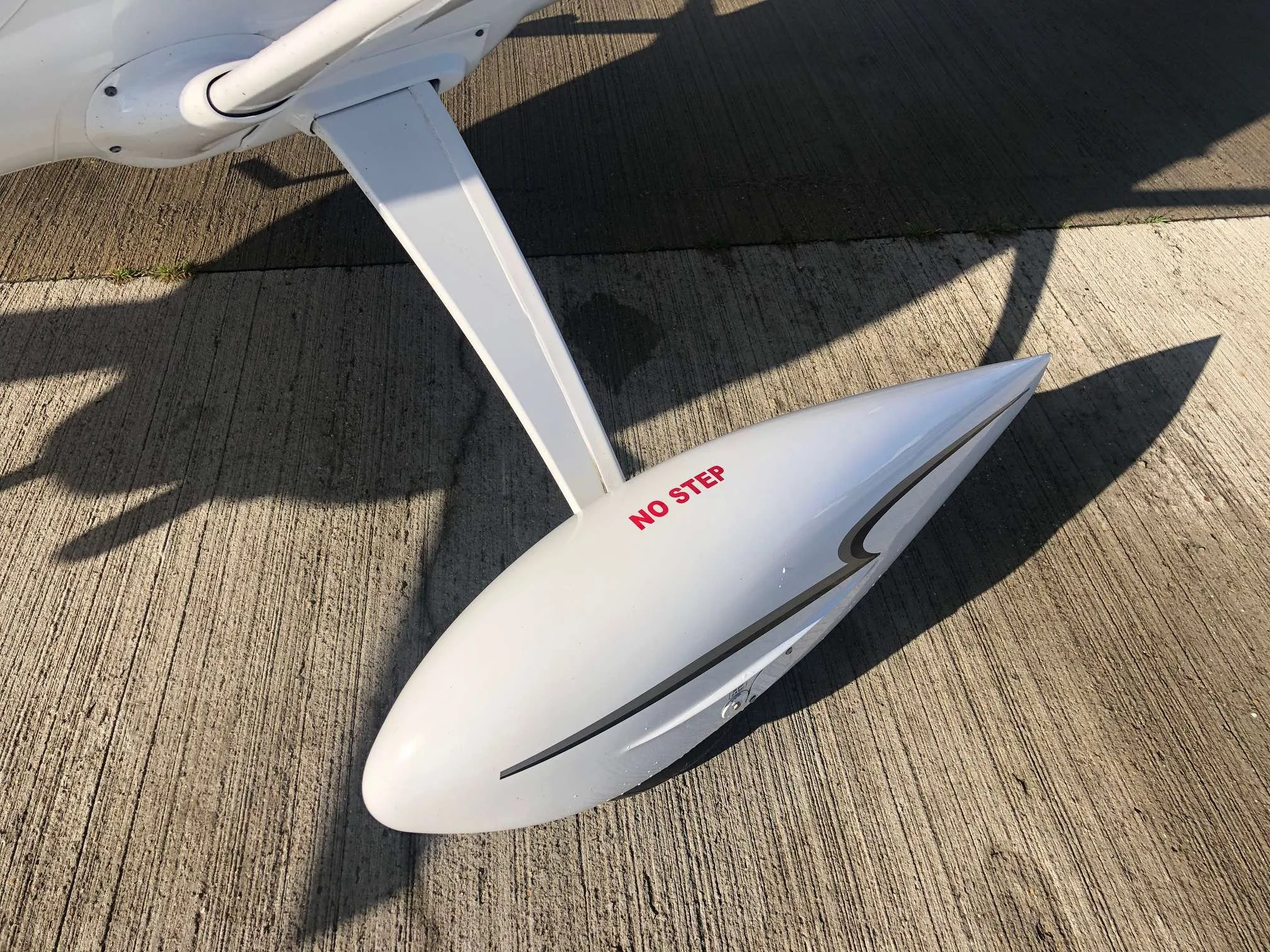 Exterior view of a 2017 Tecnam P-2010 G1000.