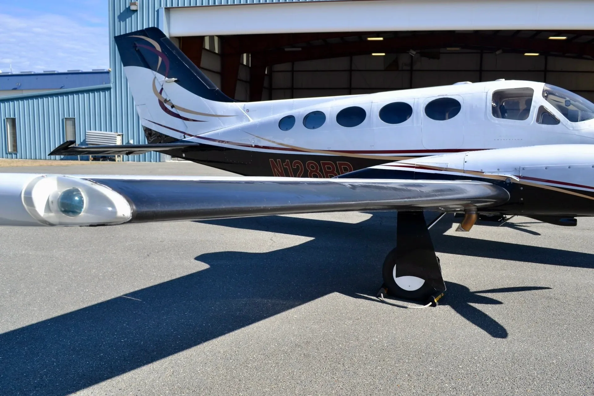 Cockpit and instrument panel of a 1979 Cessna 414A Chancellor — Carolina Jet.