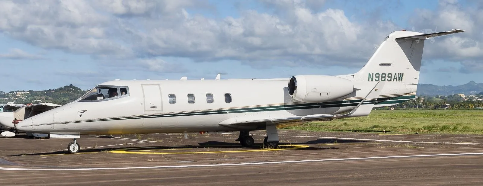 Exterior view of a 1982 LEARJET 55, N989AW.