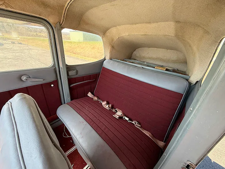Cabin interior of a 1959 Cessna 172.