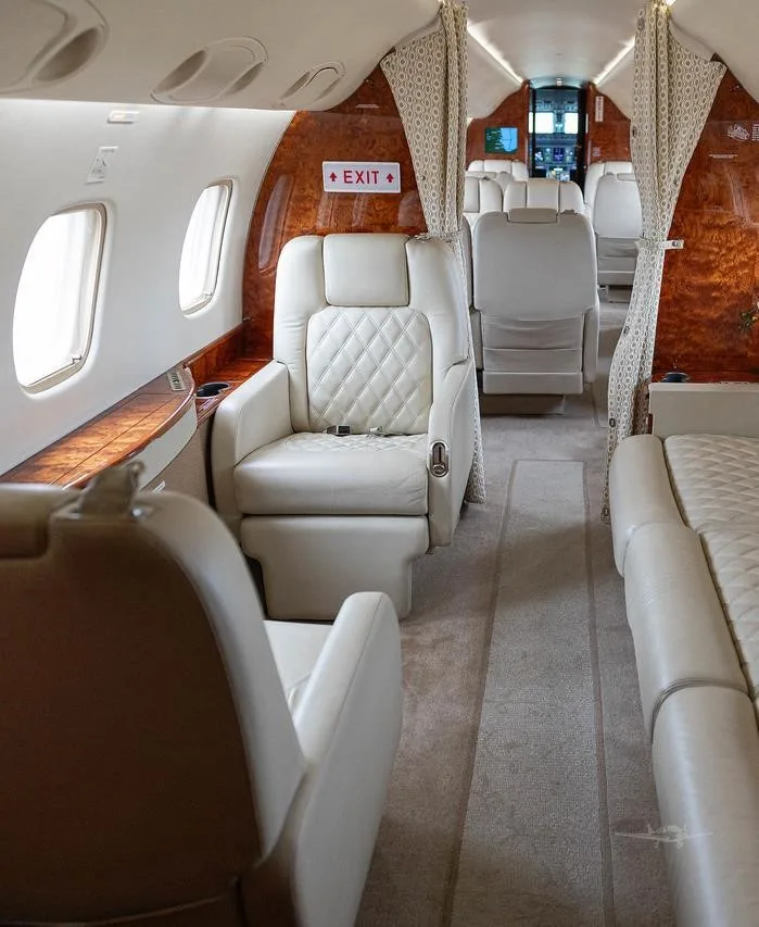 Cabin interior of a 2007 EMBRAER LEGACY 600.