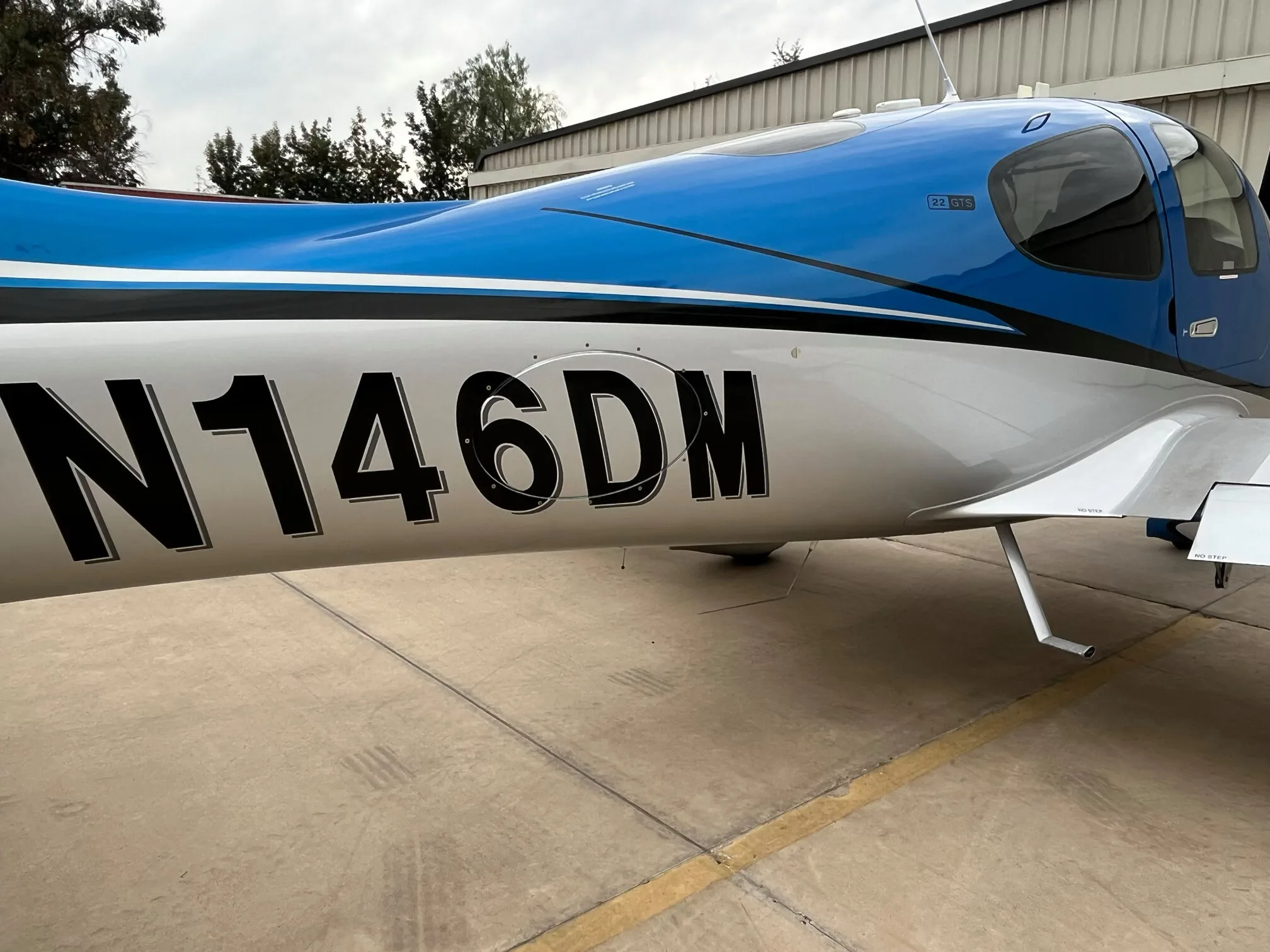 Cabin interior of a 2024 Cirrus SR22-G7 GTS.