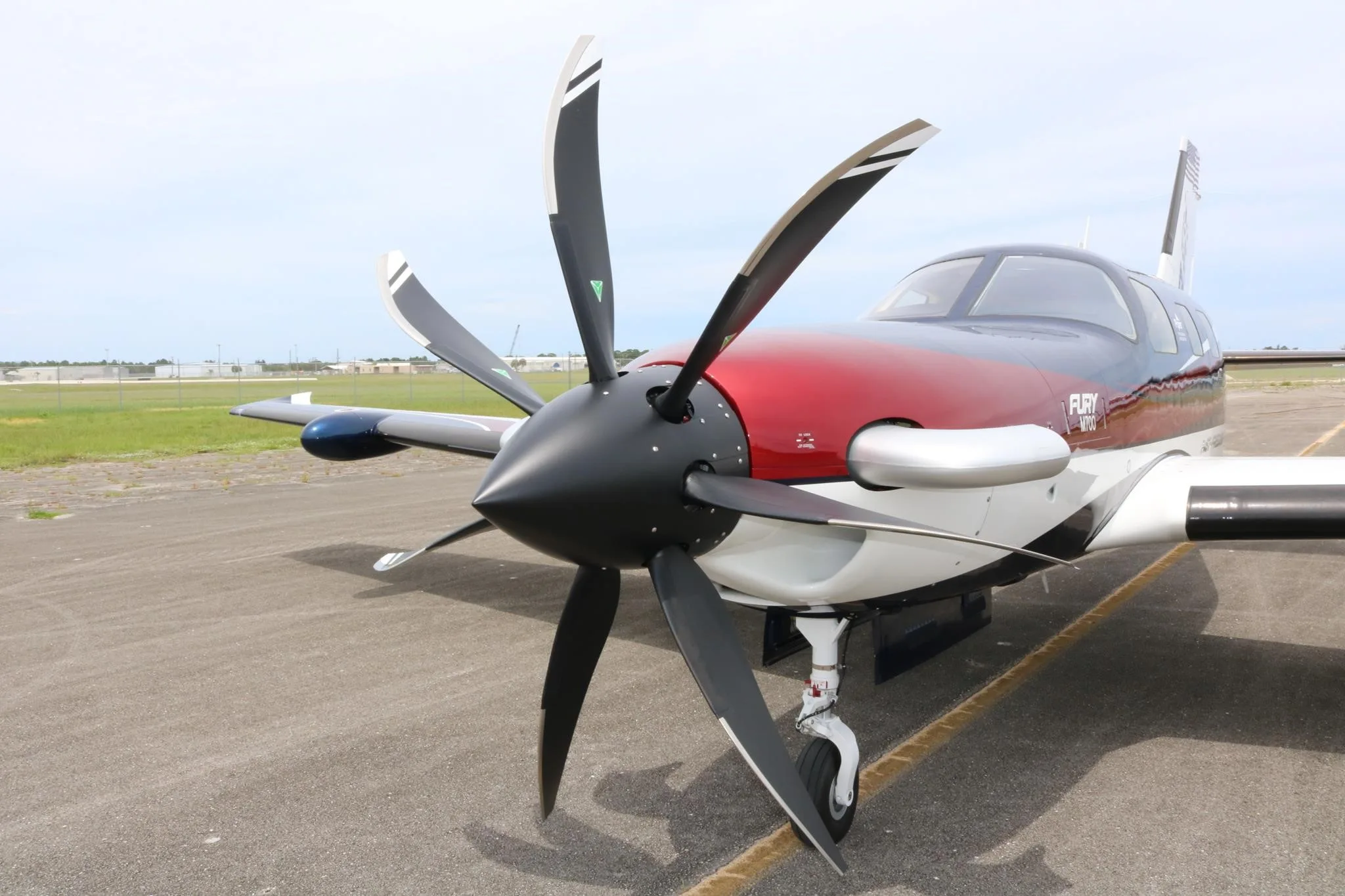 Exterior view of a 2026 PIPER M700, N250FY.
