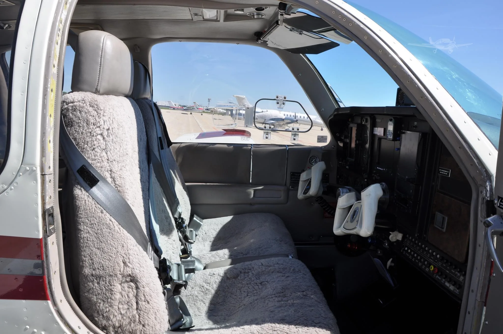 Exterior view of a 1978 BEECHCRAFT F33A BONANZA, N159GM.