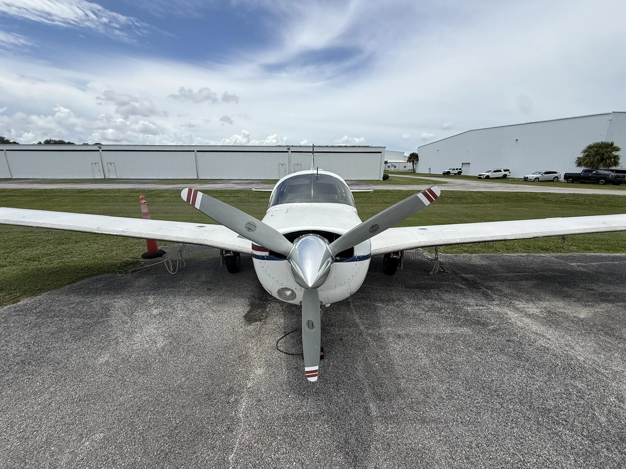 Exterior view of a 1967 MOONEY M20F, N62LG.