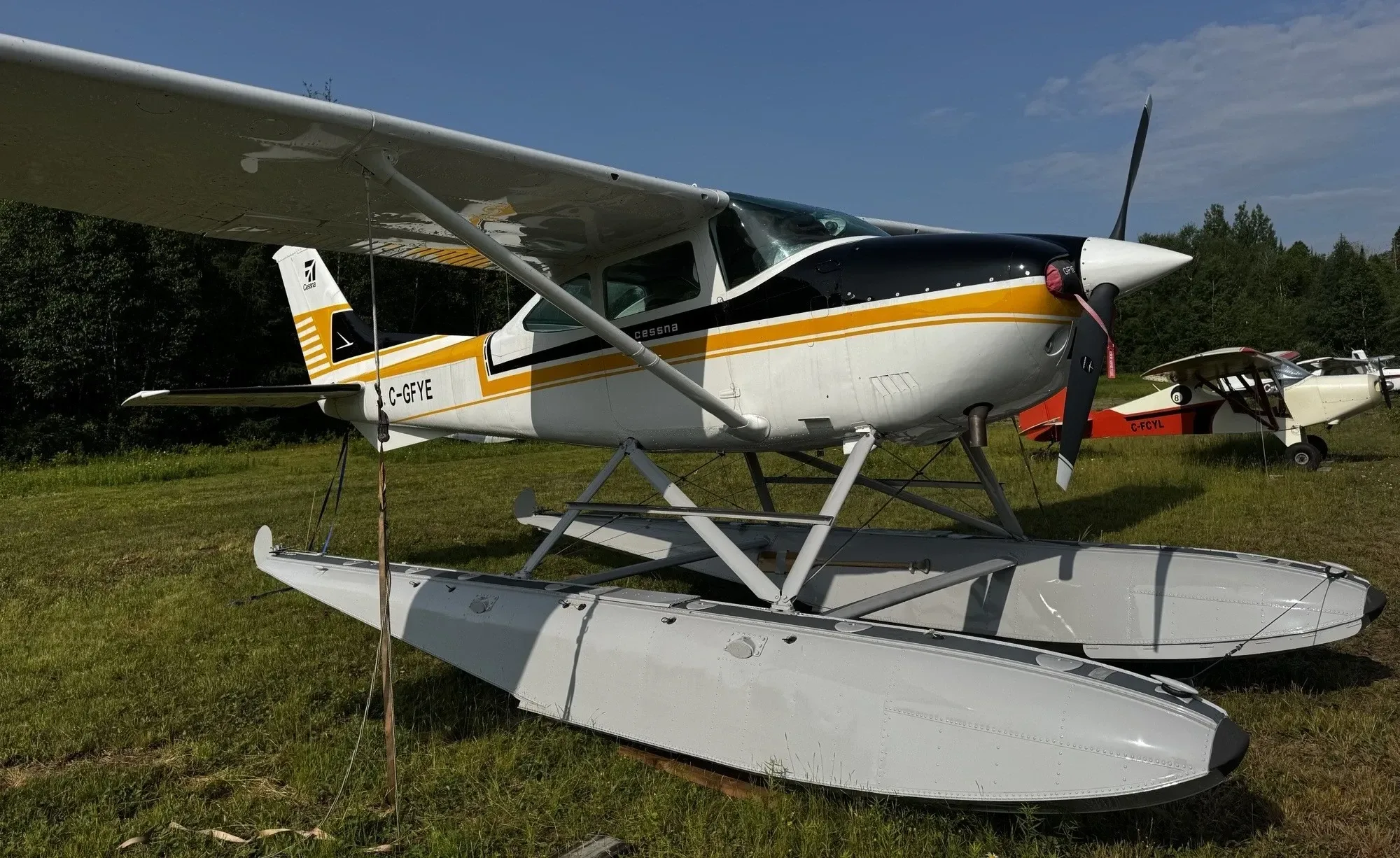 Exterior view of a 1976 Cessna.