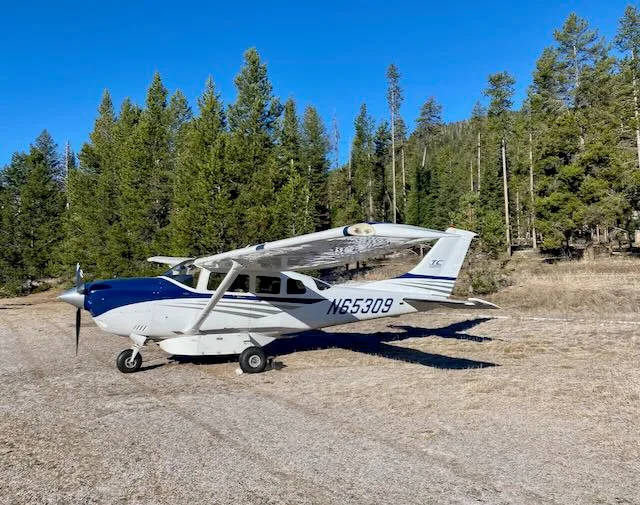 Exterior view of a 2004 Cessna Turbo 206H Stationair, N65309.