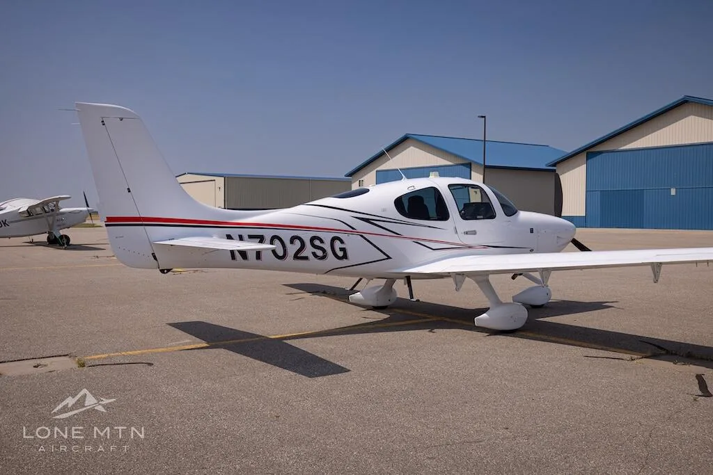 Exterior view of a 2024 Cirrus SR20 G7.