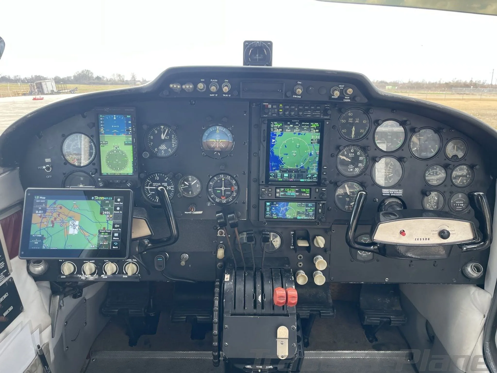Cockpit and instrument panel of a 1964 CESSNA 310I.