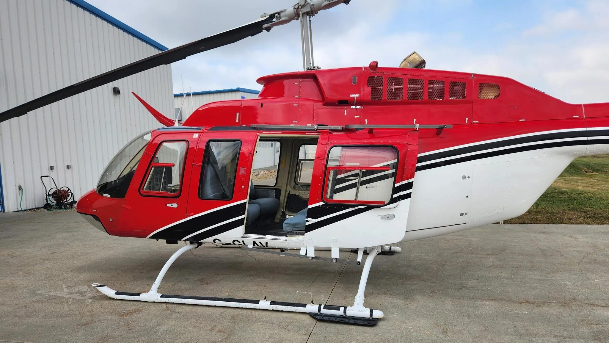 Exterior view of a 1981 BELL 206L I/C30P, C-GLAV.