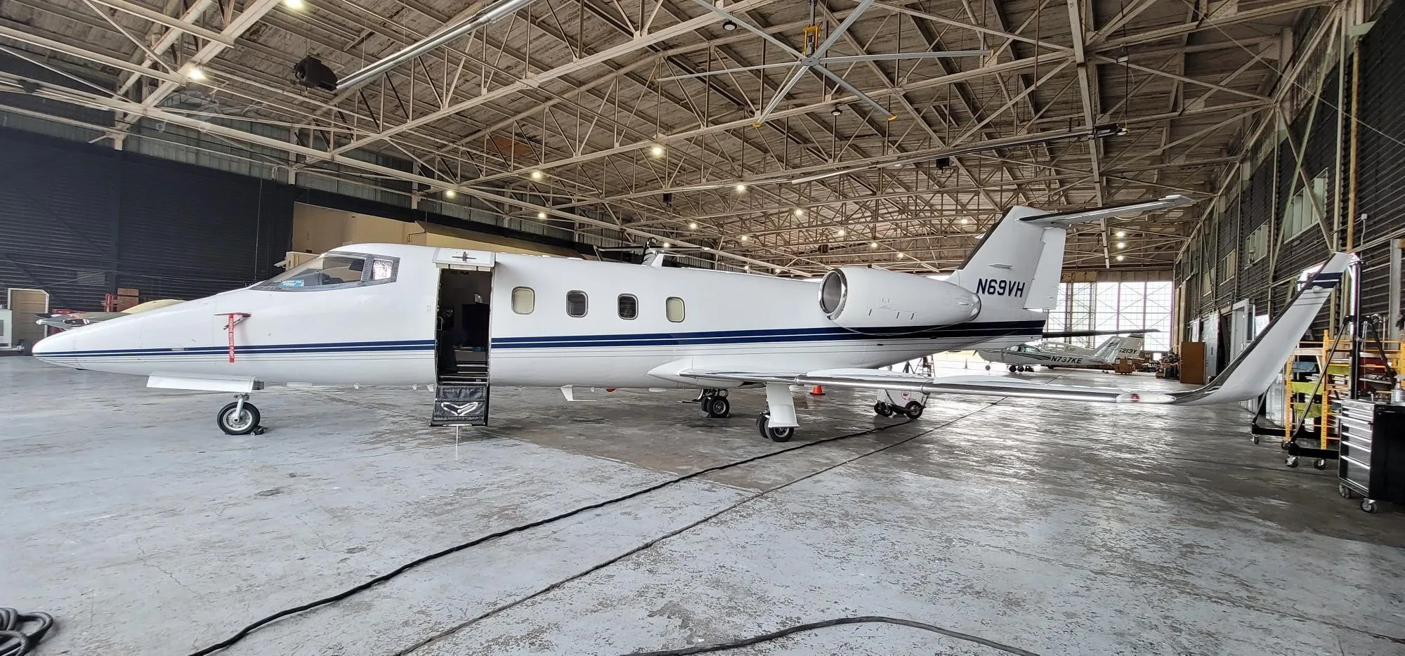 Exterior view of a 1982 LEARJET 55, N69VH.