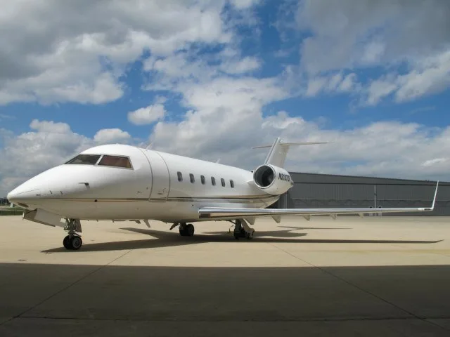 Exterior view of a 1983 Bombardier Challenger 601-1A 3013, N213TS.