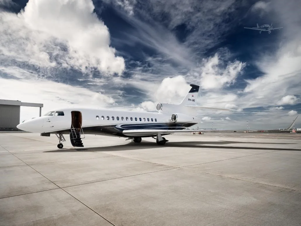 Exterior view of a 2020 DASSAULT FALCON 7X, PH-IWS.