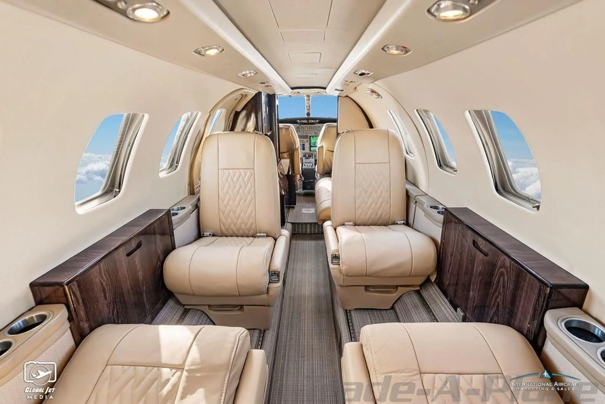 Cabin interior of a 1992 CESSNA CITATION II.