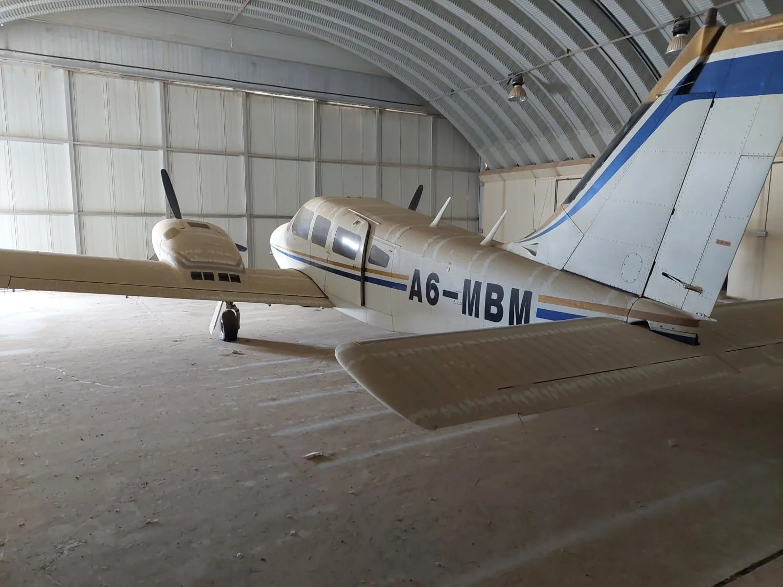 Exterior view of a 1977 Piper PA-34-200T Seneca II.