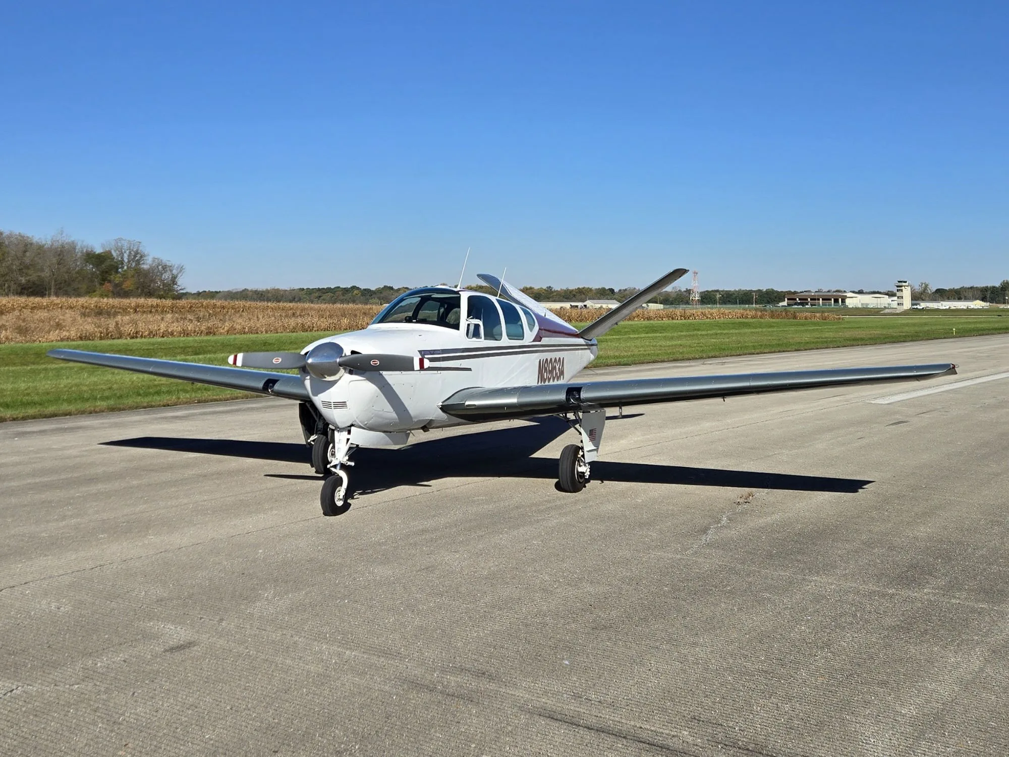 Exterior view of a Beechcraft Bonanza, N8963A.