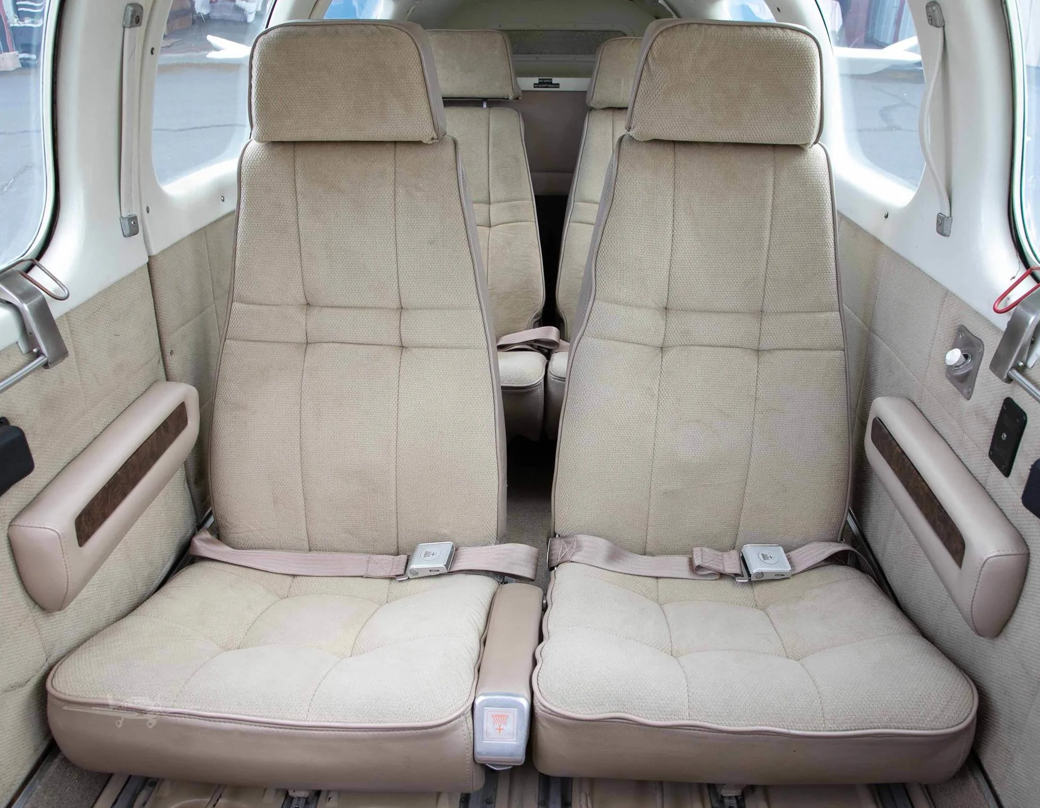 Cabin interior of a 1976 BEECHCRAFT A36 BONANZA.