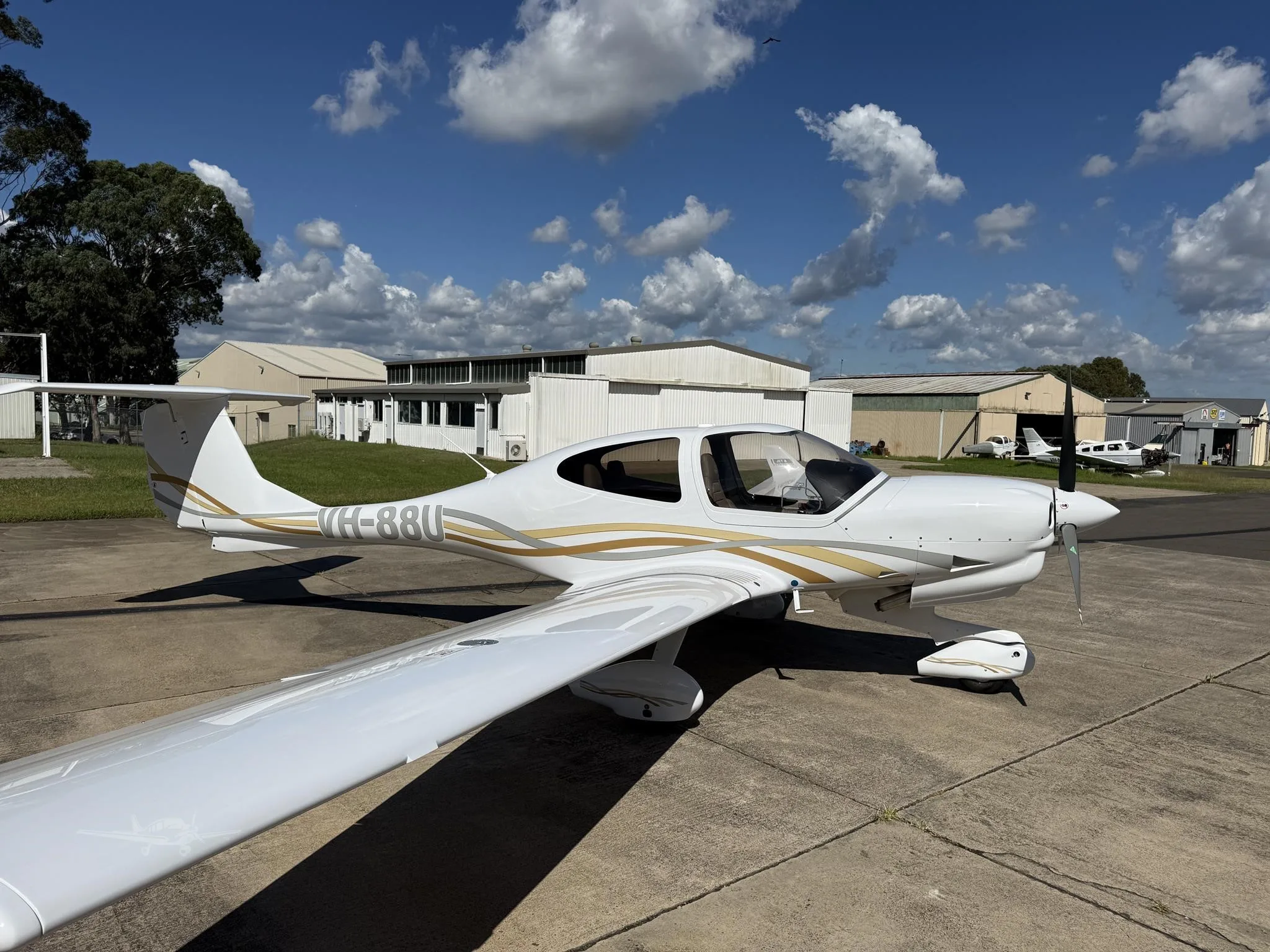 Exterior view of a 2026 DIAMOND DA40 NG, VH-88U.