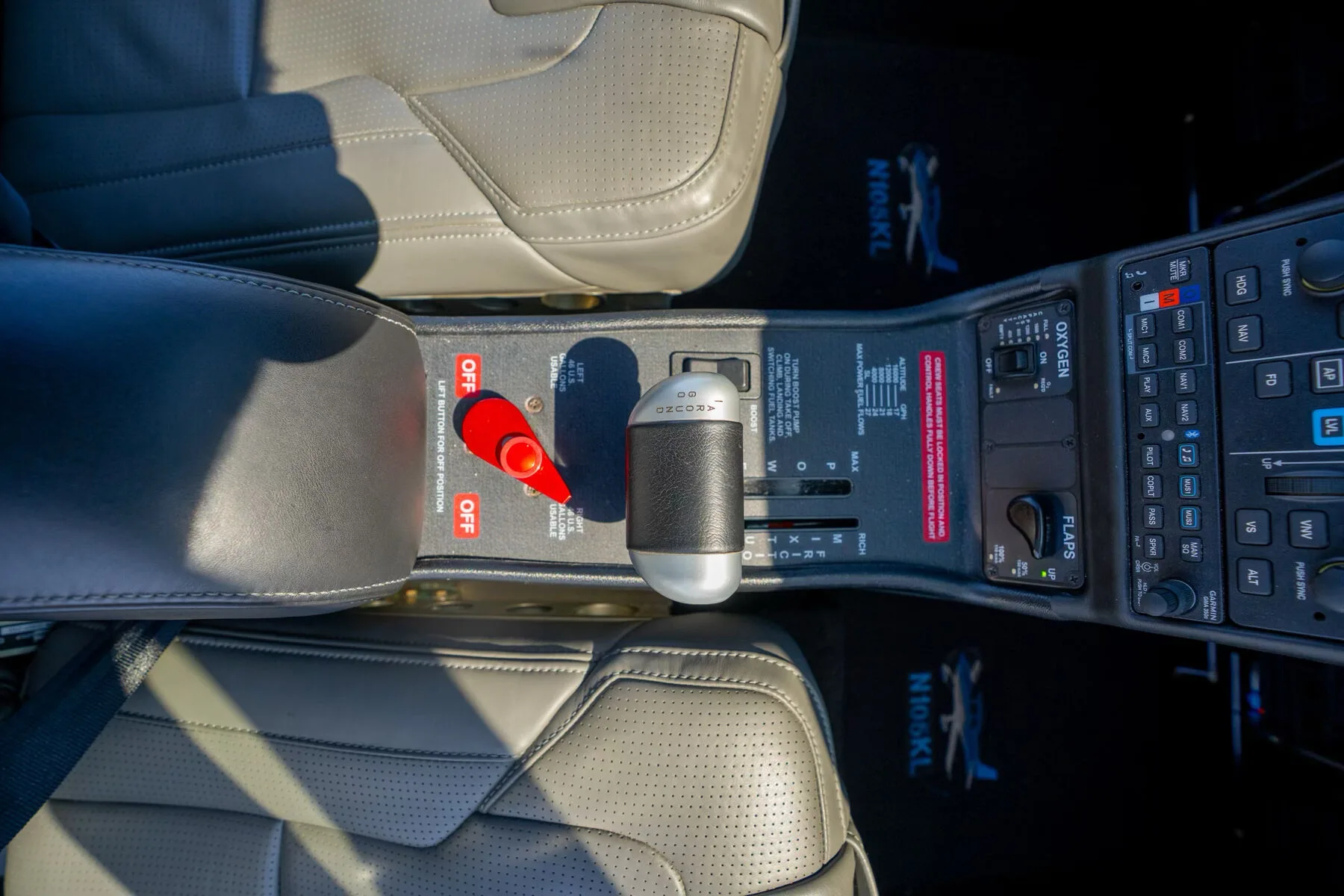 Cabin interior of a 2017 Cirrus SR22-G6 GTS.