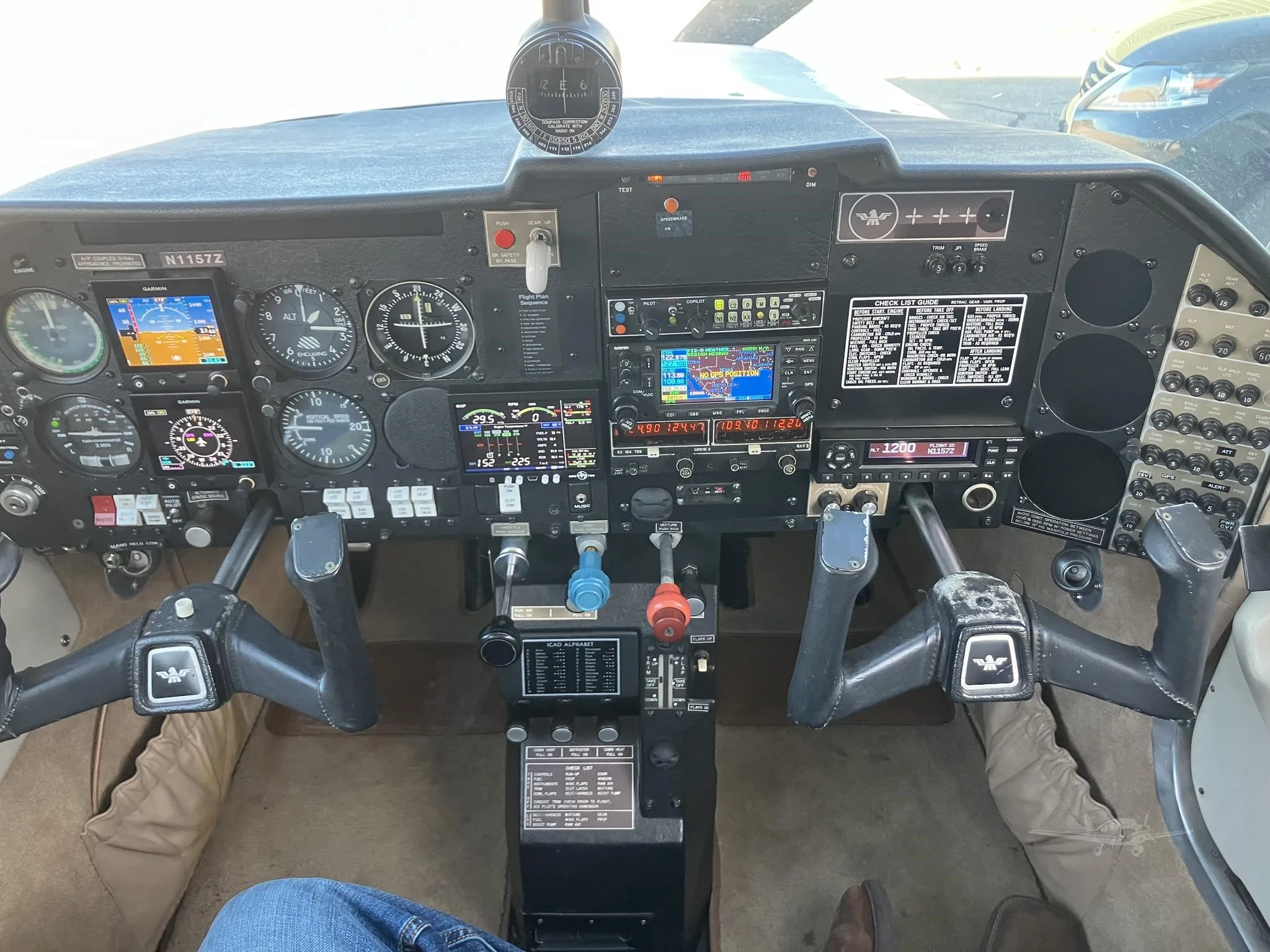 1982 Mooney M20J 201
