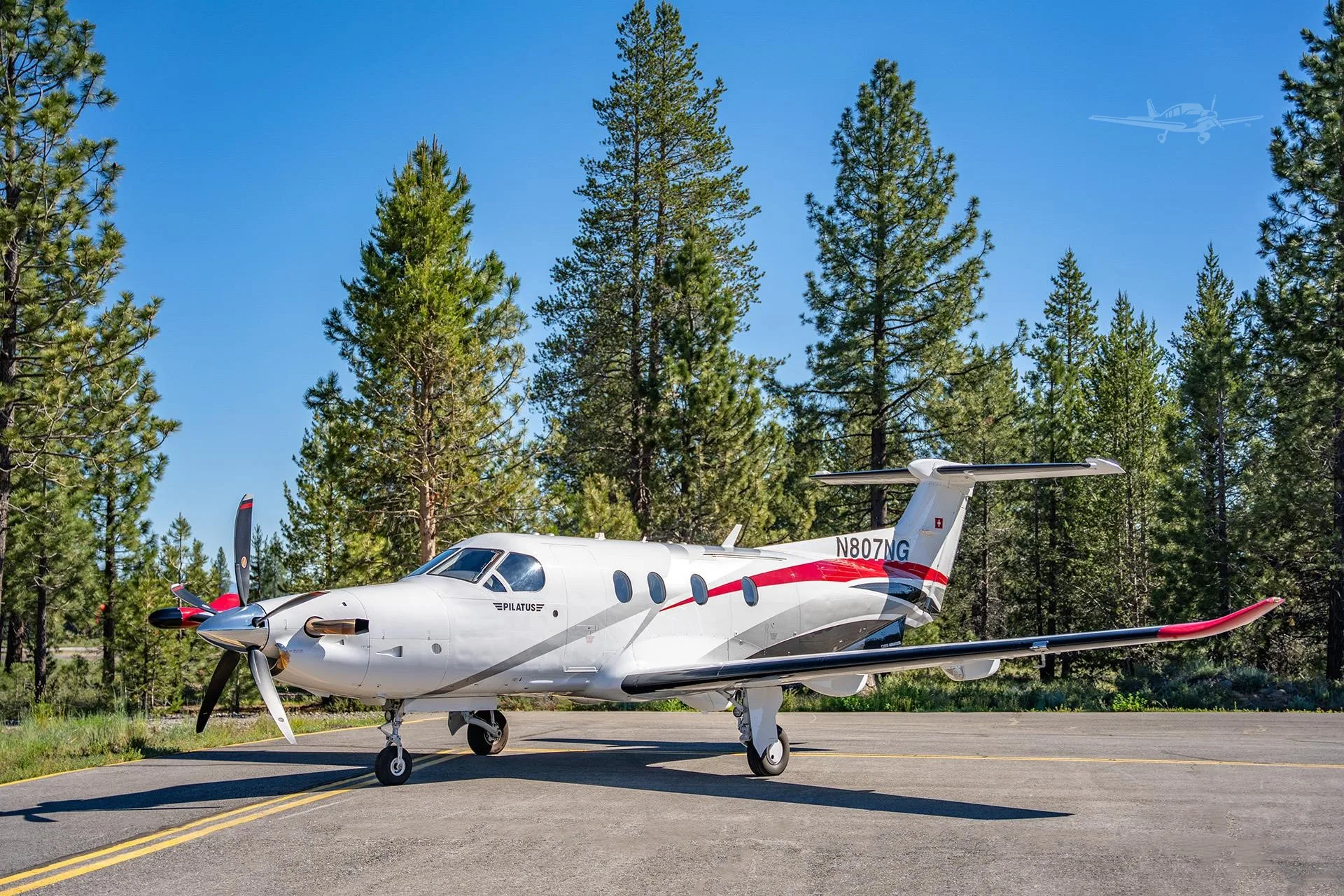 Exterior view of a 2018 PILATUS PC-12 NG, N807NG.