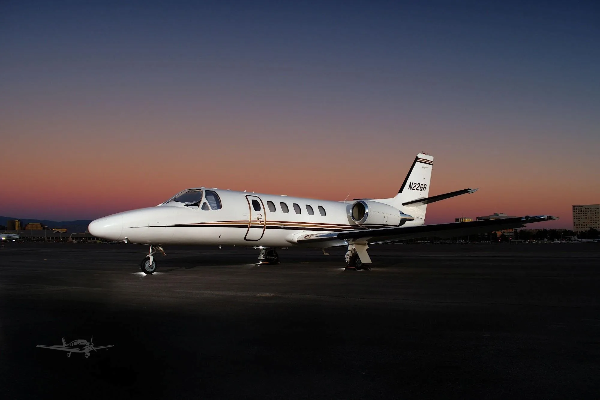 Exterior view of a 1999 CESSNA CITATION BRAVO, N22GR.