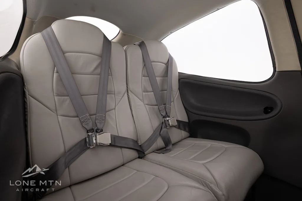 Cabin interior of a 2002 Cirrus SR22.