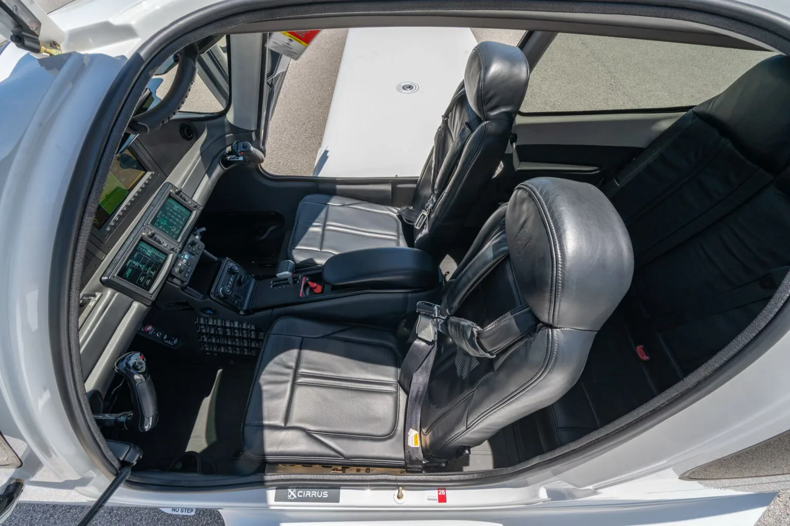 Cockpit and instrument panel of a 2025 Cirrus SR20-G7+.