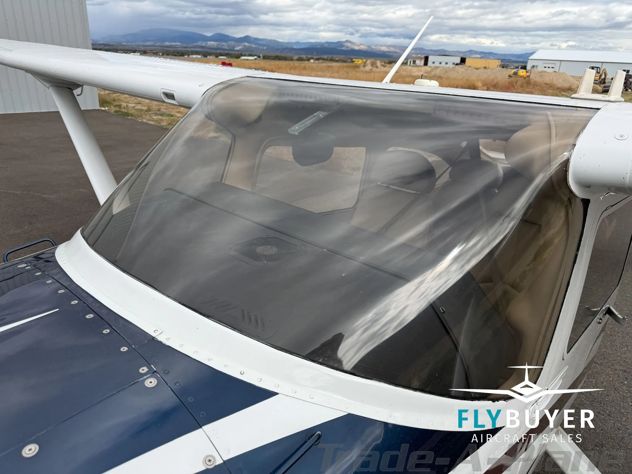 Exterior view of a 2008 CESSNA T182T SKYLANE, N6314R.