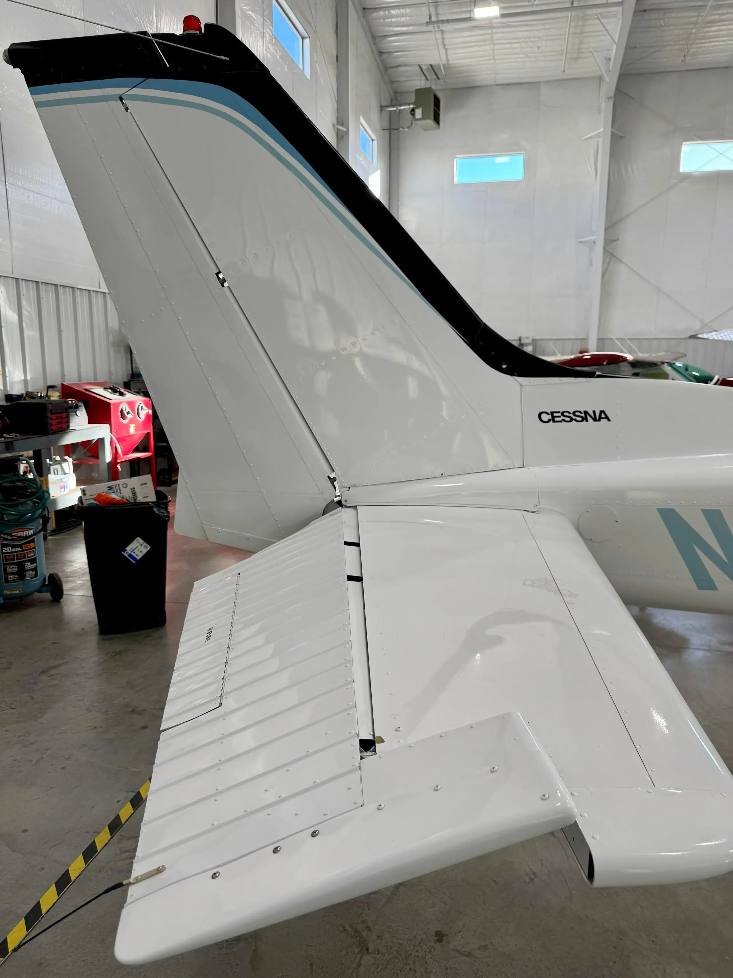 Exterior view of a 1978 Cessna R172K, N736TT.