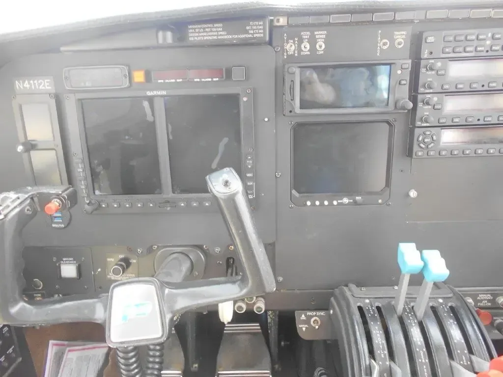Cockpit and instrument panel of a 1985 Piper Chieftain.