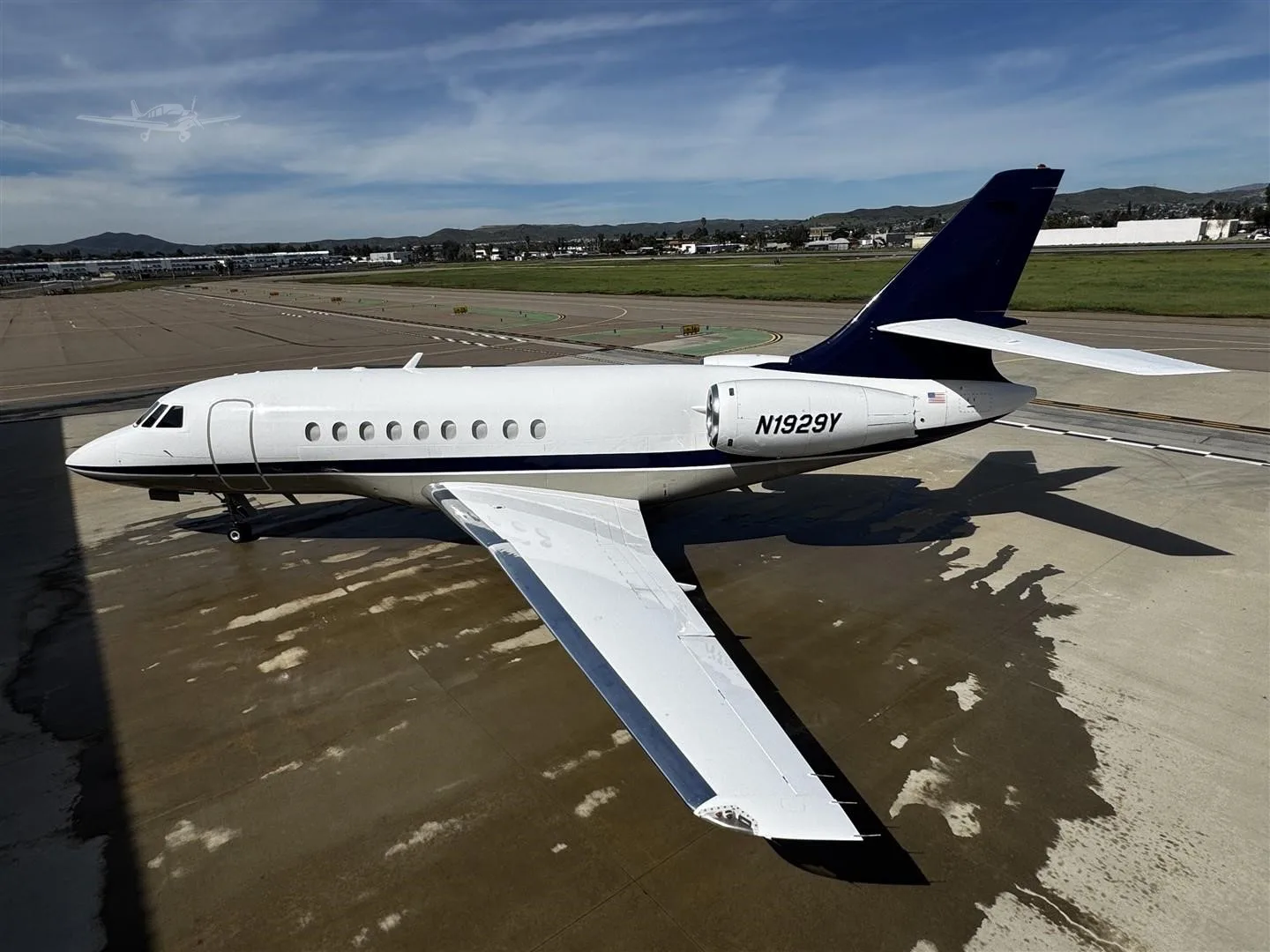 Marketing image of a 1999 DASSAULT FALCON 2000.