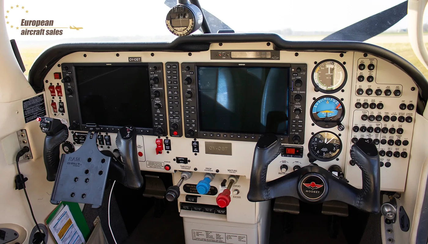 Cockpit and instrument panel of a 1966 Mooney M20C.