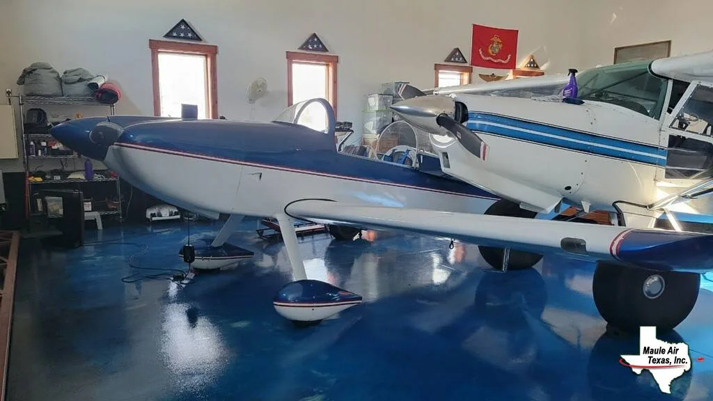 Exterior view of a 2005 Vans, RV-8.