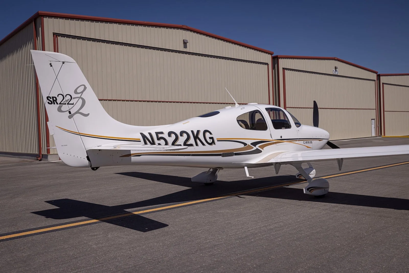 Exterior view of a 2004 Cirrus SR22 G2, N522KG.
