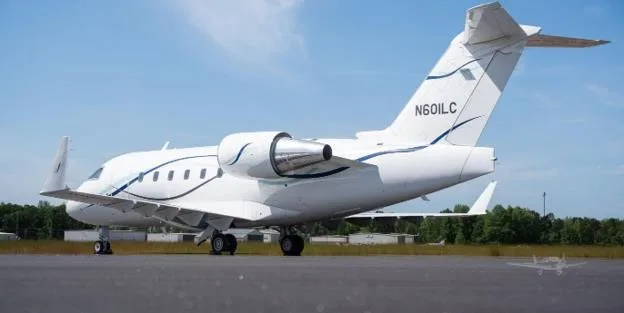 Exterior view of a 1993 BOMBARDIER CHALLENGER 601-3A/ER.