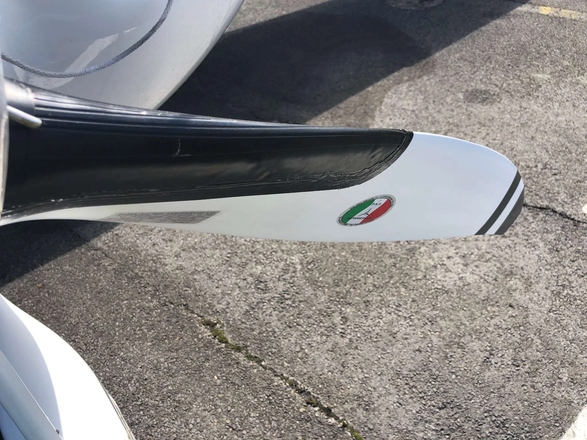 Exterior view of a 2008 Cirrus SR22 G3 GTS Garmin Perspective.