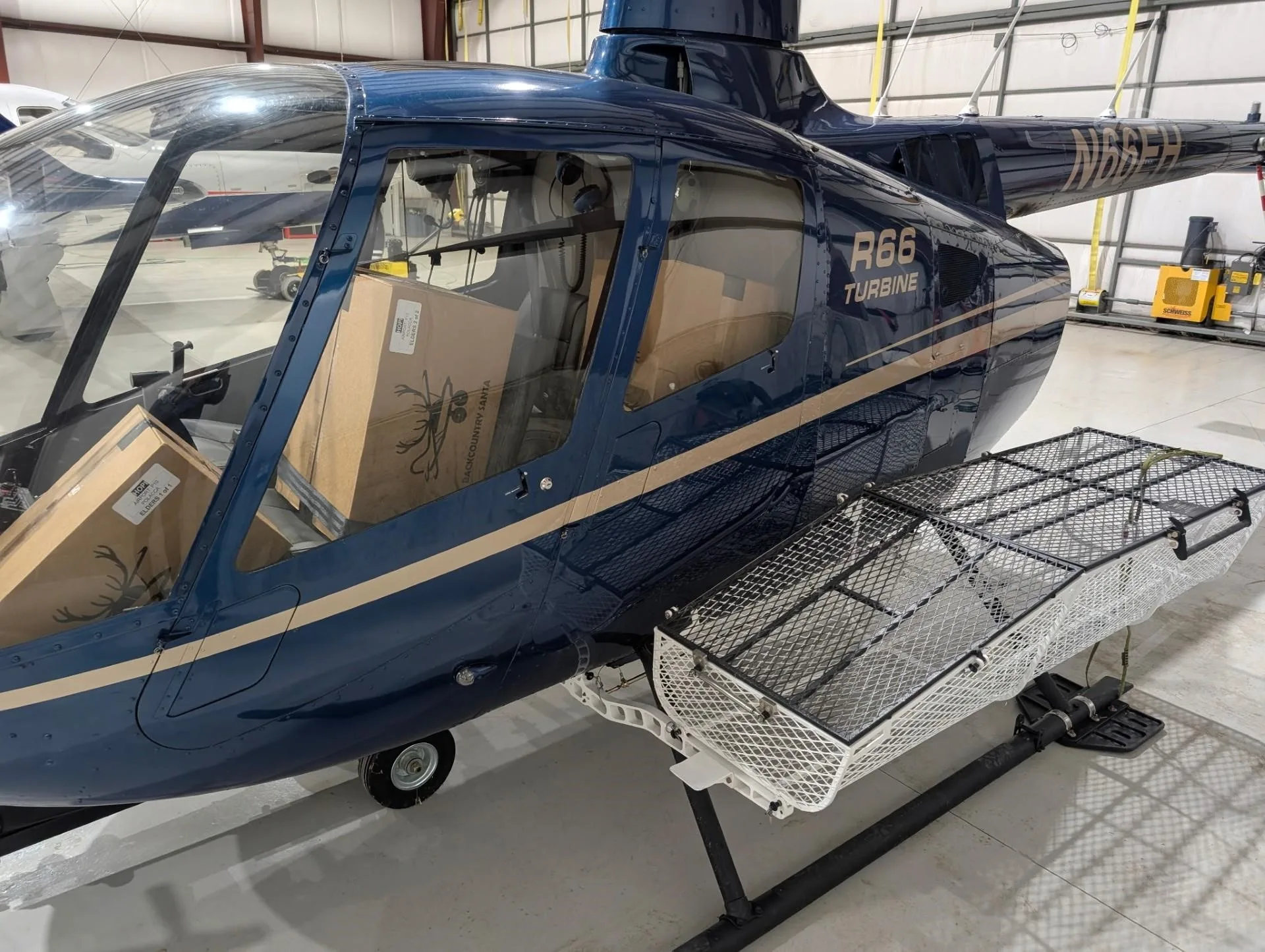 N66EH - 2013 Robinson R66