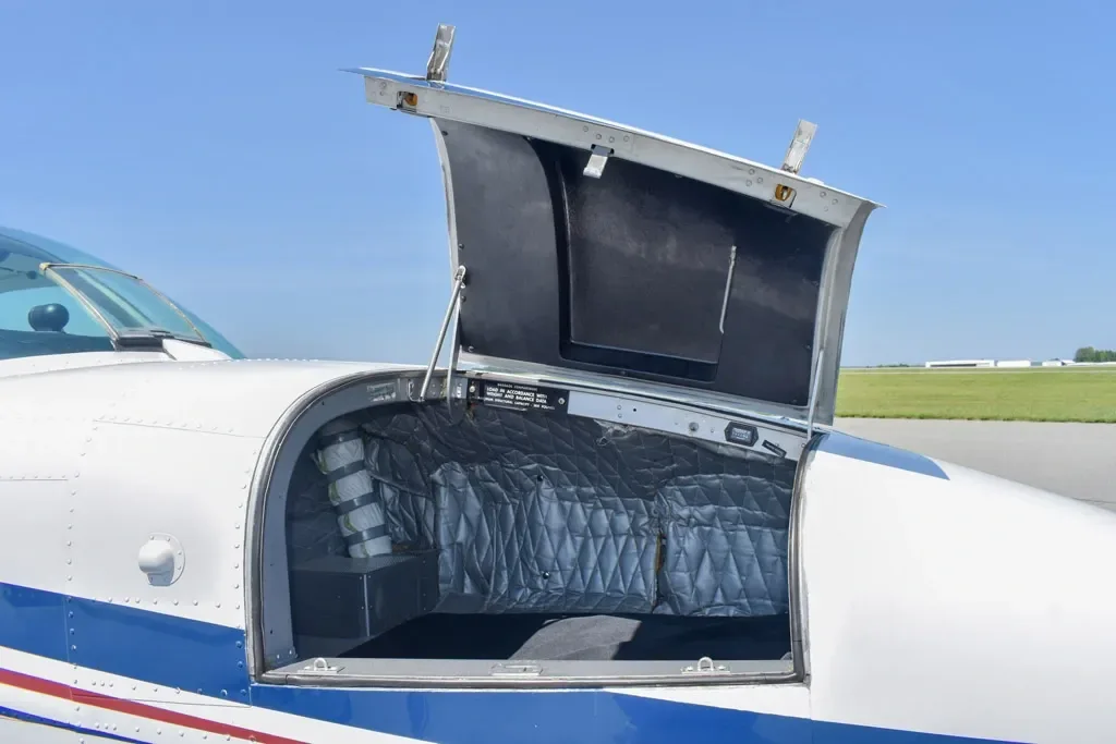 1998 Baron B58