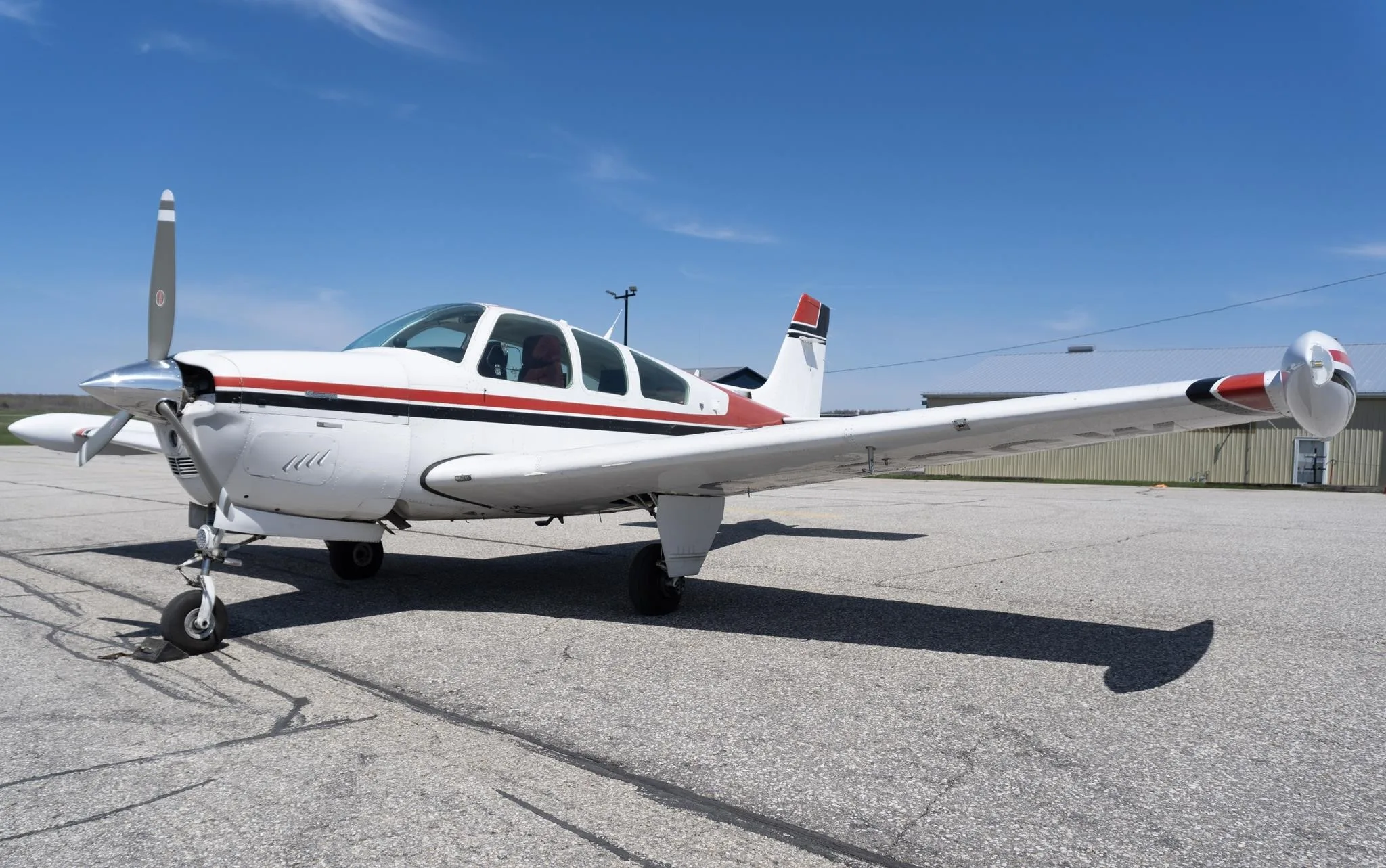 Exterior view of a 1992 BEECHCRAFT F33A BONANZA, C-GSCW.