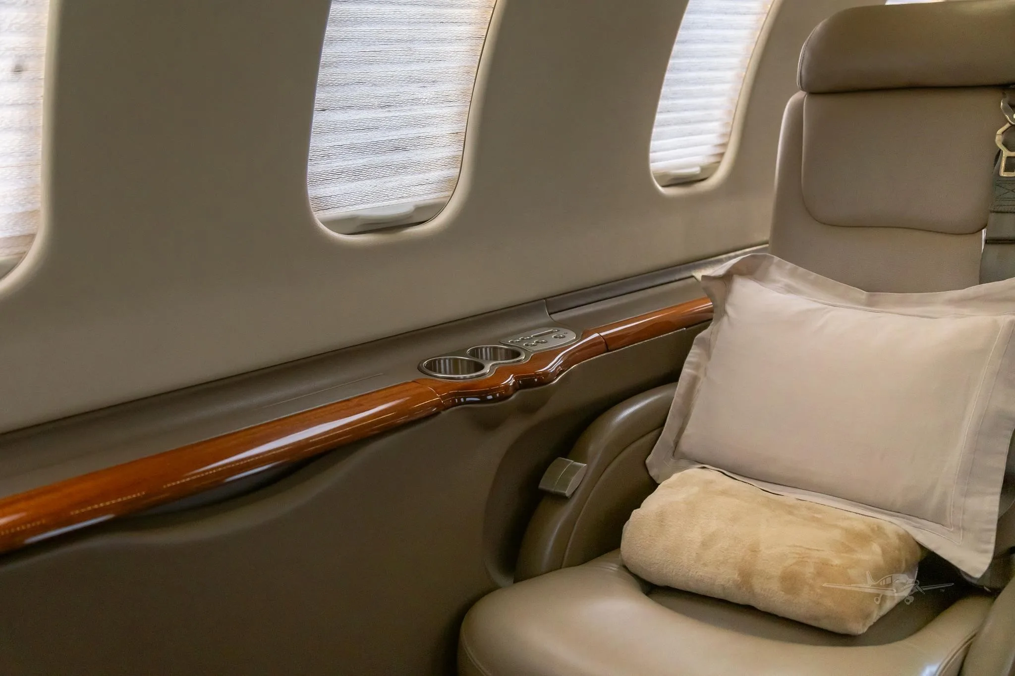 Cabin interior of a 2001 LEARJET 45.