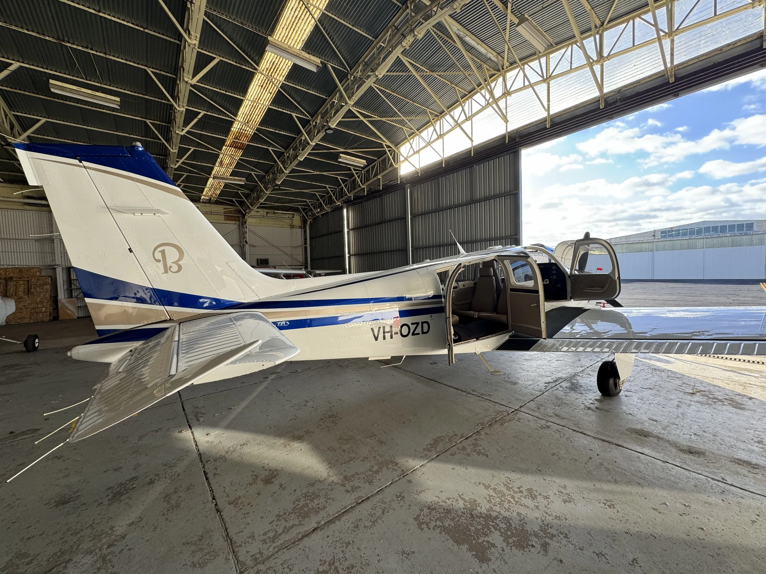 Exterior view of a 2010 Beechcraft BONANZA.