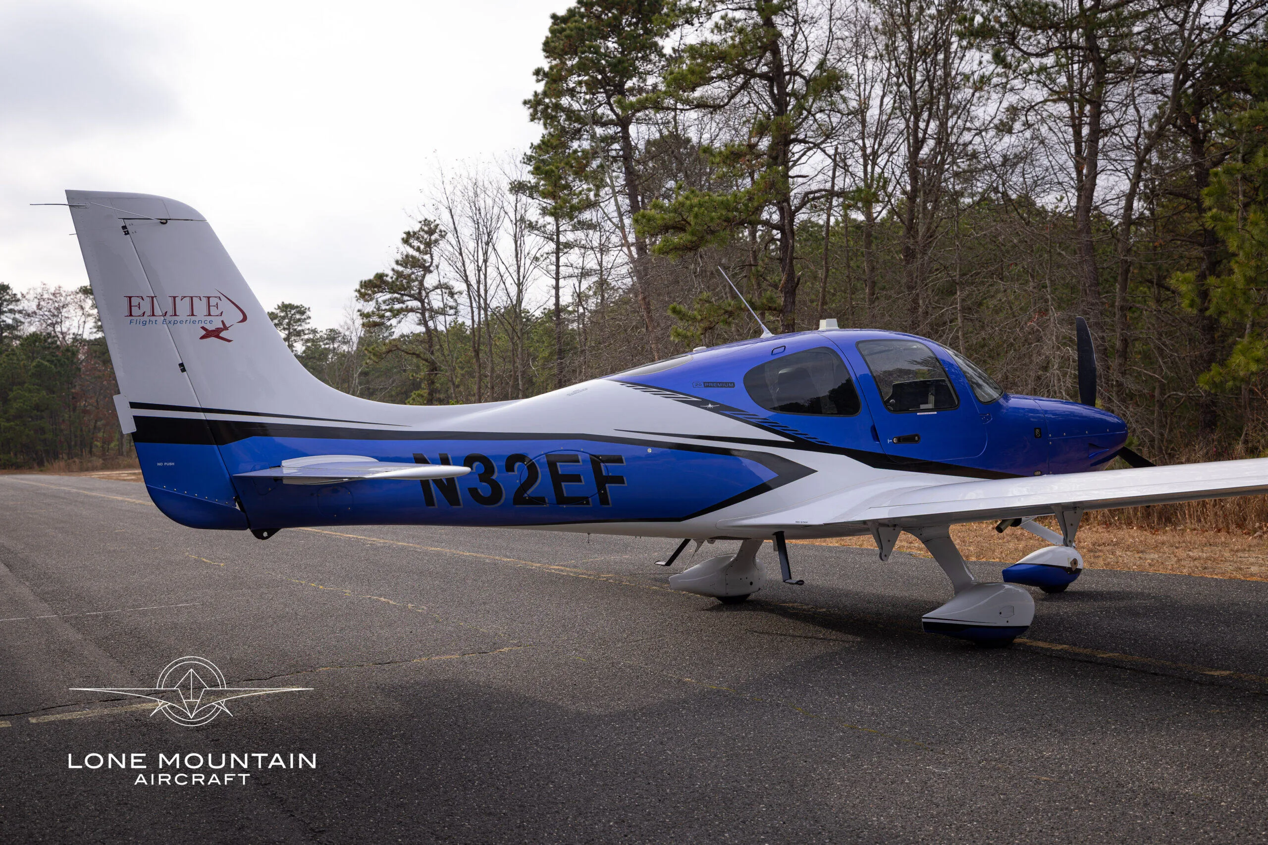 Exterior view of a 2024 Cirrus SR20 G7.