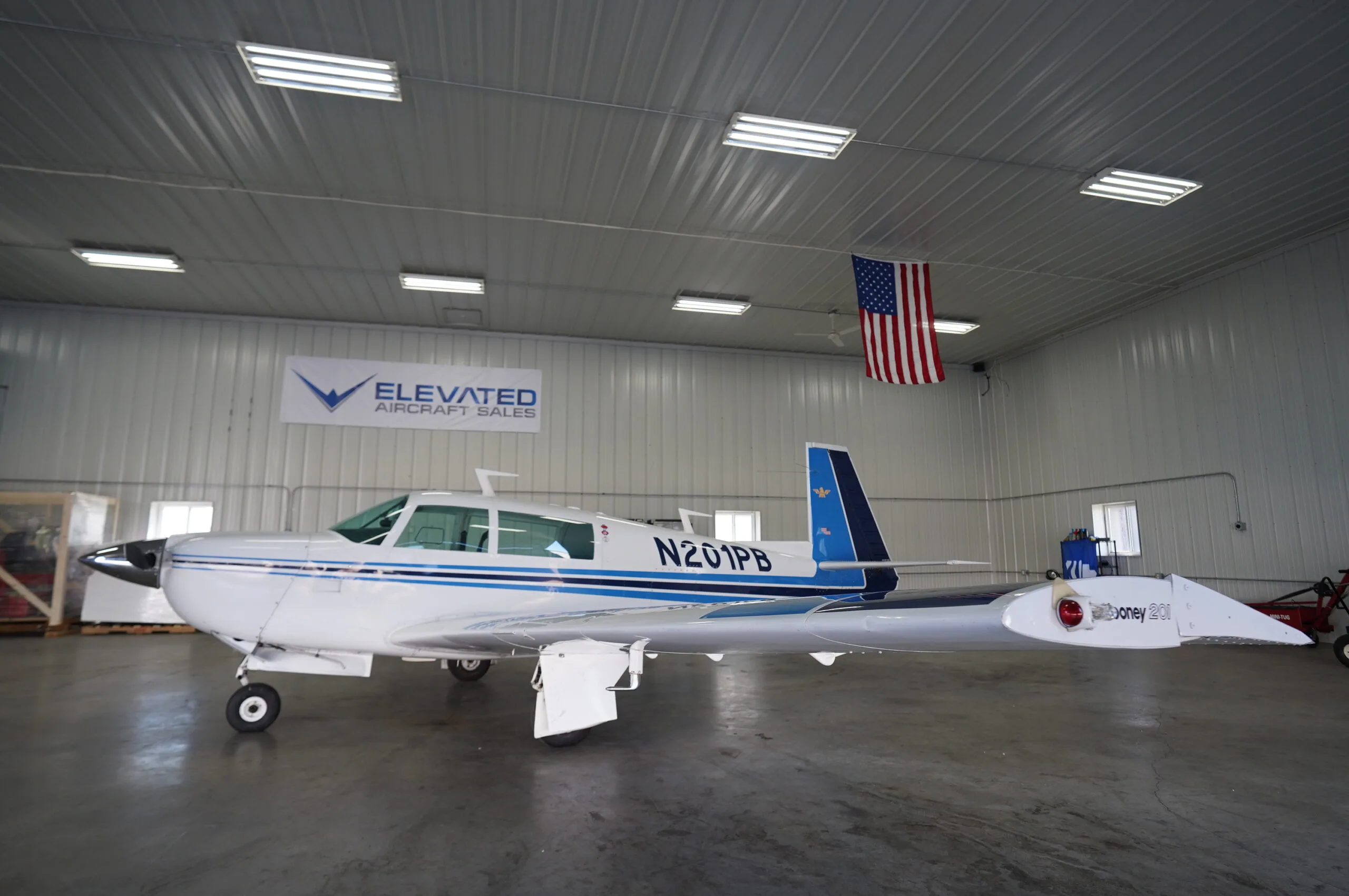 Cabin interior of a 1977 Mooney M20J 201.