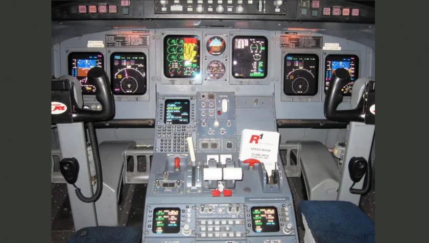 Cockpit and instrument panel of a 1997 Bombardier Challenger 850LR 7187.