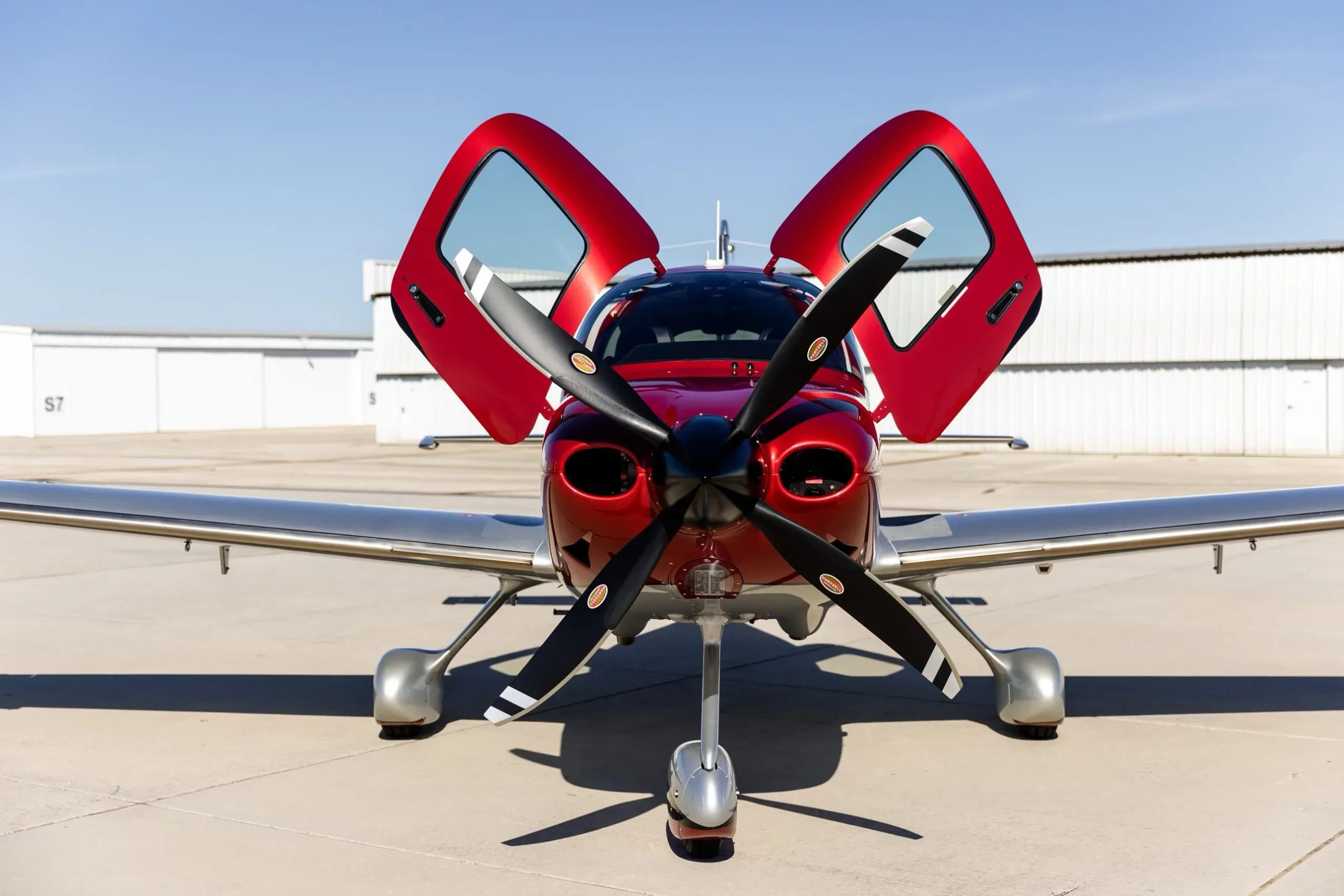 Exterior view of a 2024 Cirrus SR22T G7 GTS, N62TJ.